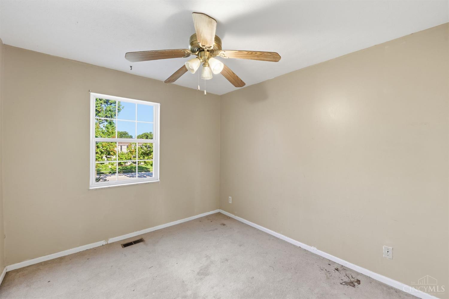 6200 Benzing Drive Property Photo 28
