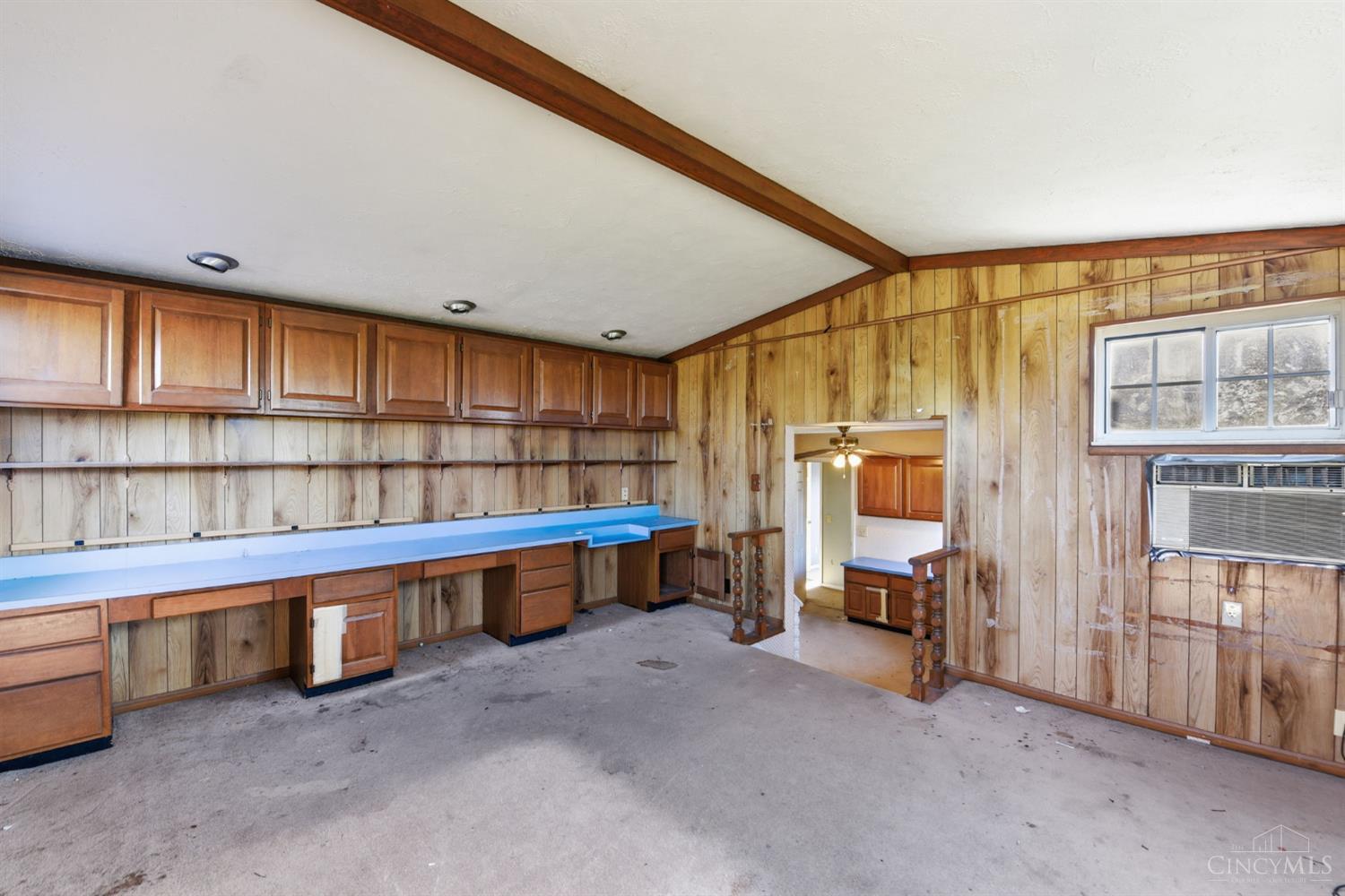 6200 Benzing Drive Property Photo 36