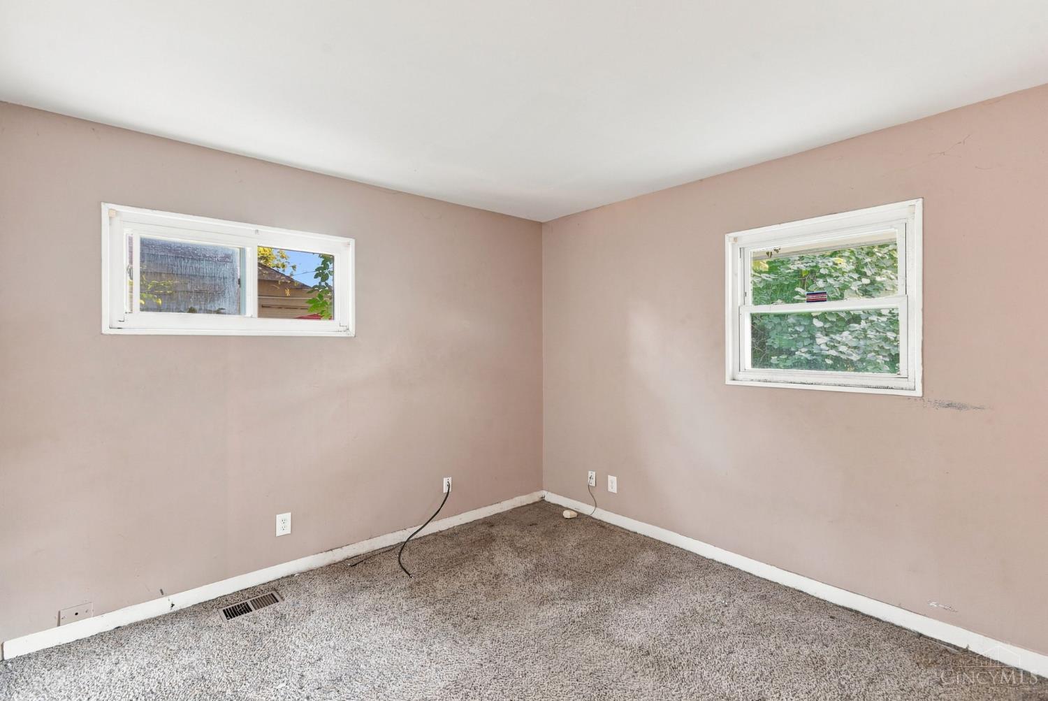 8769 Balboa Drive Property Photo 8