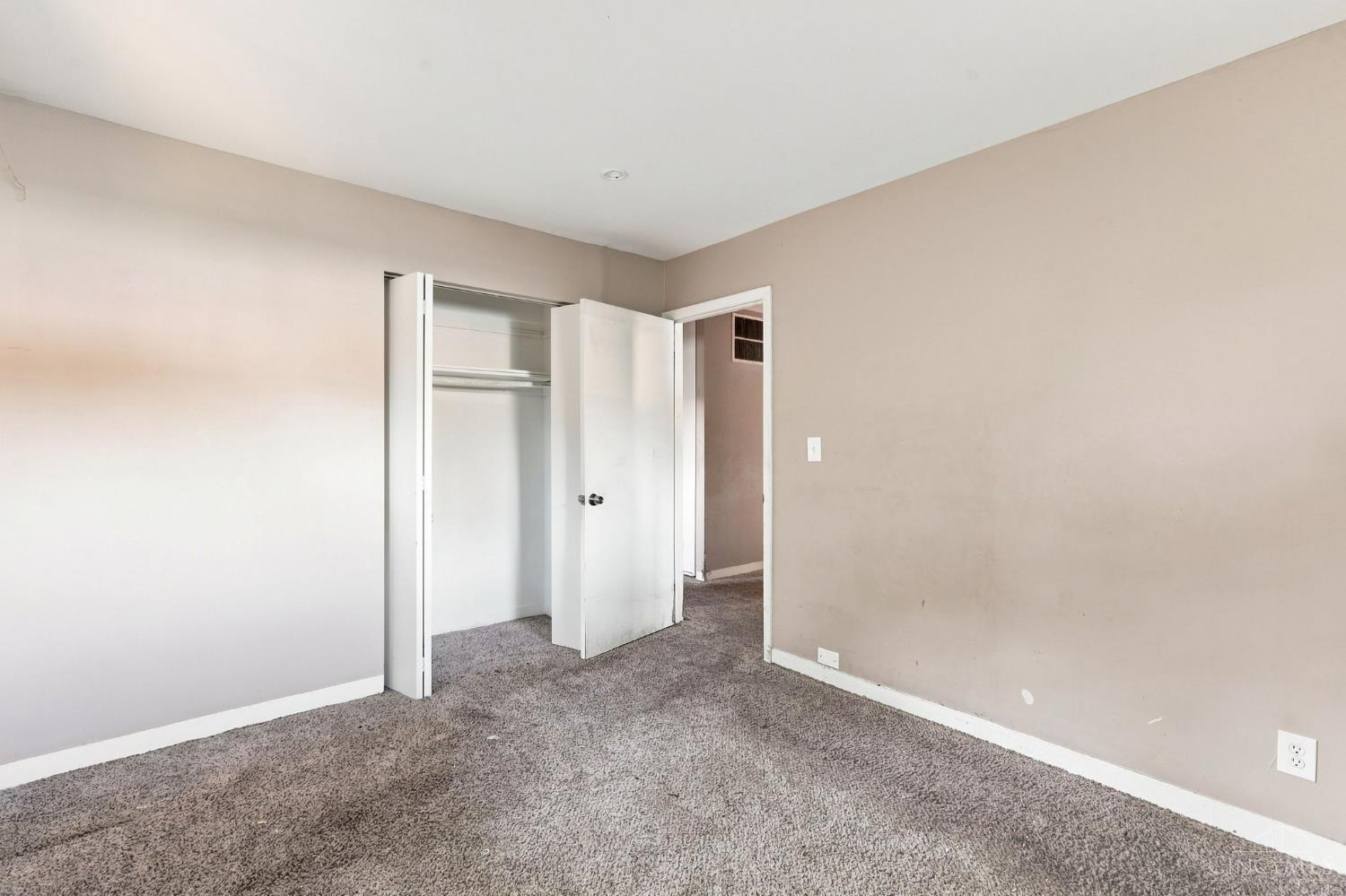 8769 Balboa Drive Property Photo 11