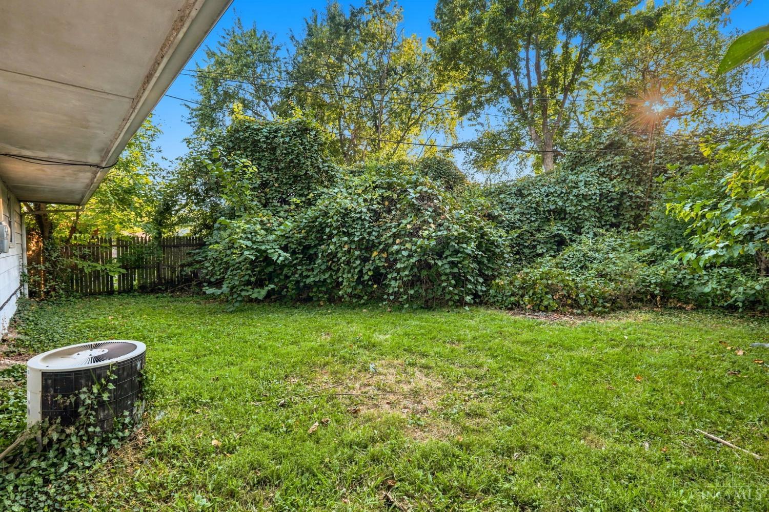 8769 Balboa Drive Property Photo 16
