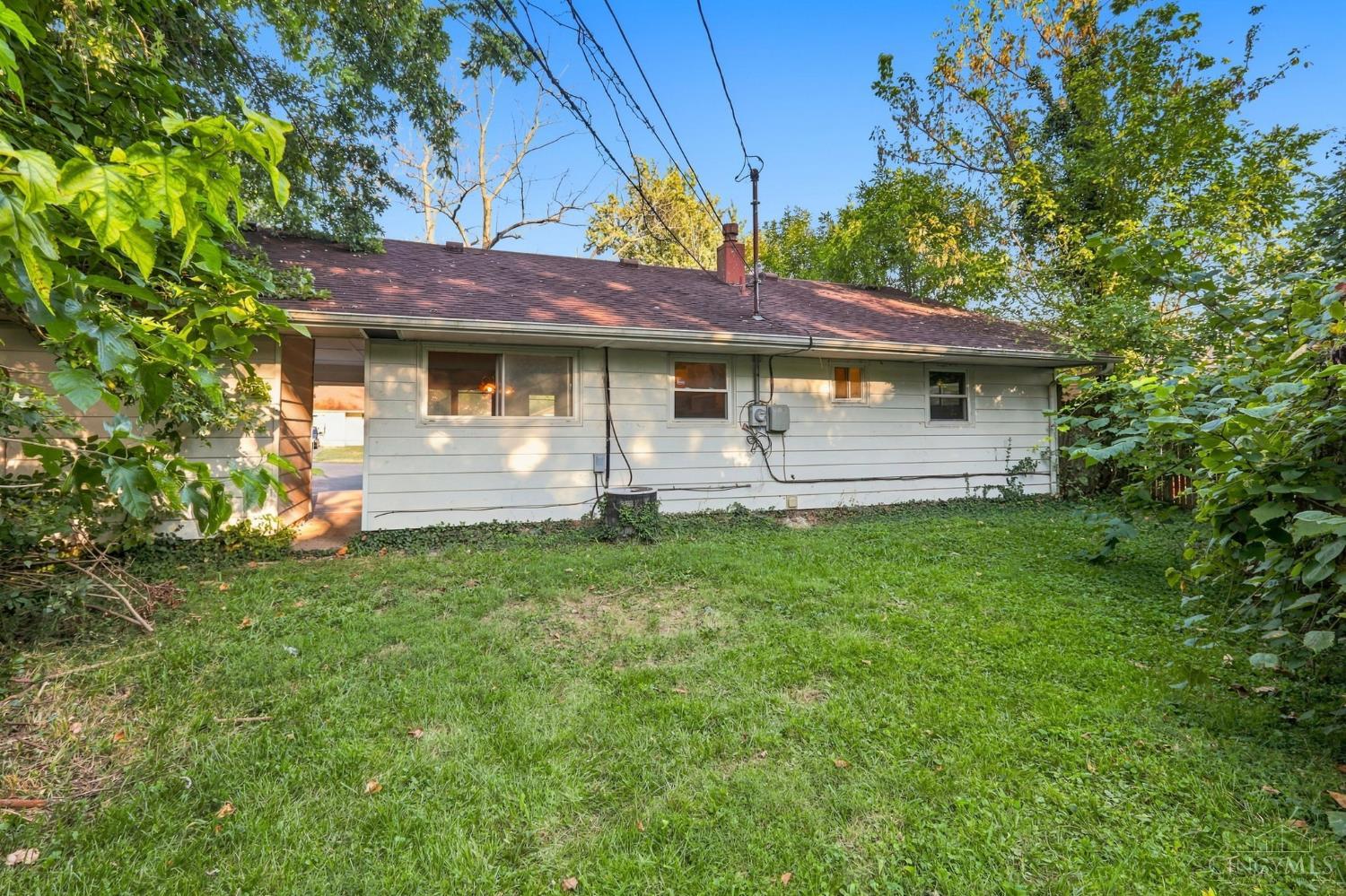 8769 Balboa Drive Property Photo 17