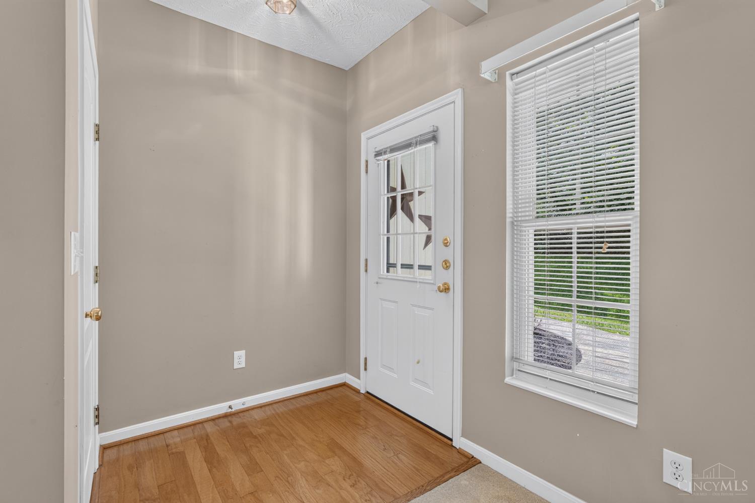 72 Tall Trees Drive Property Photo 6