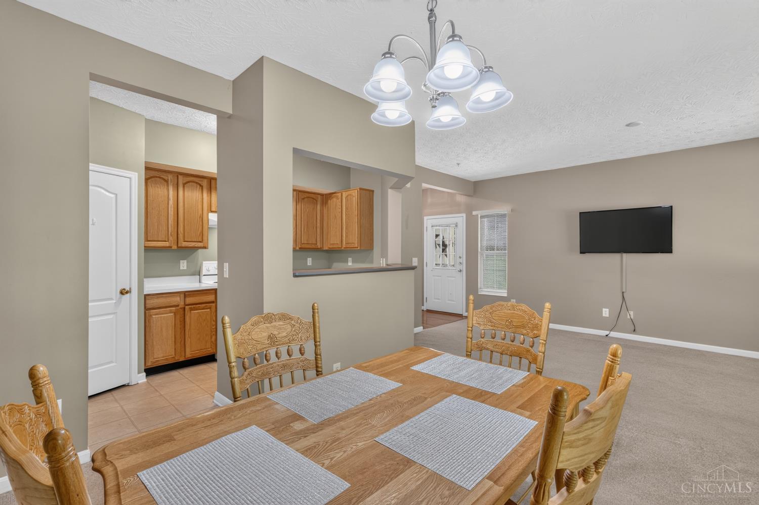 72 Tall Trees Drive Property Photo 10