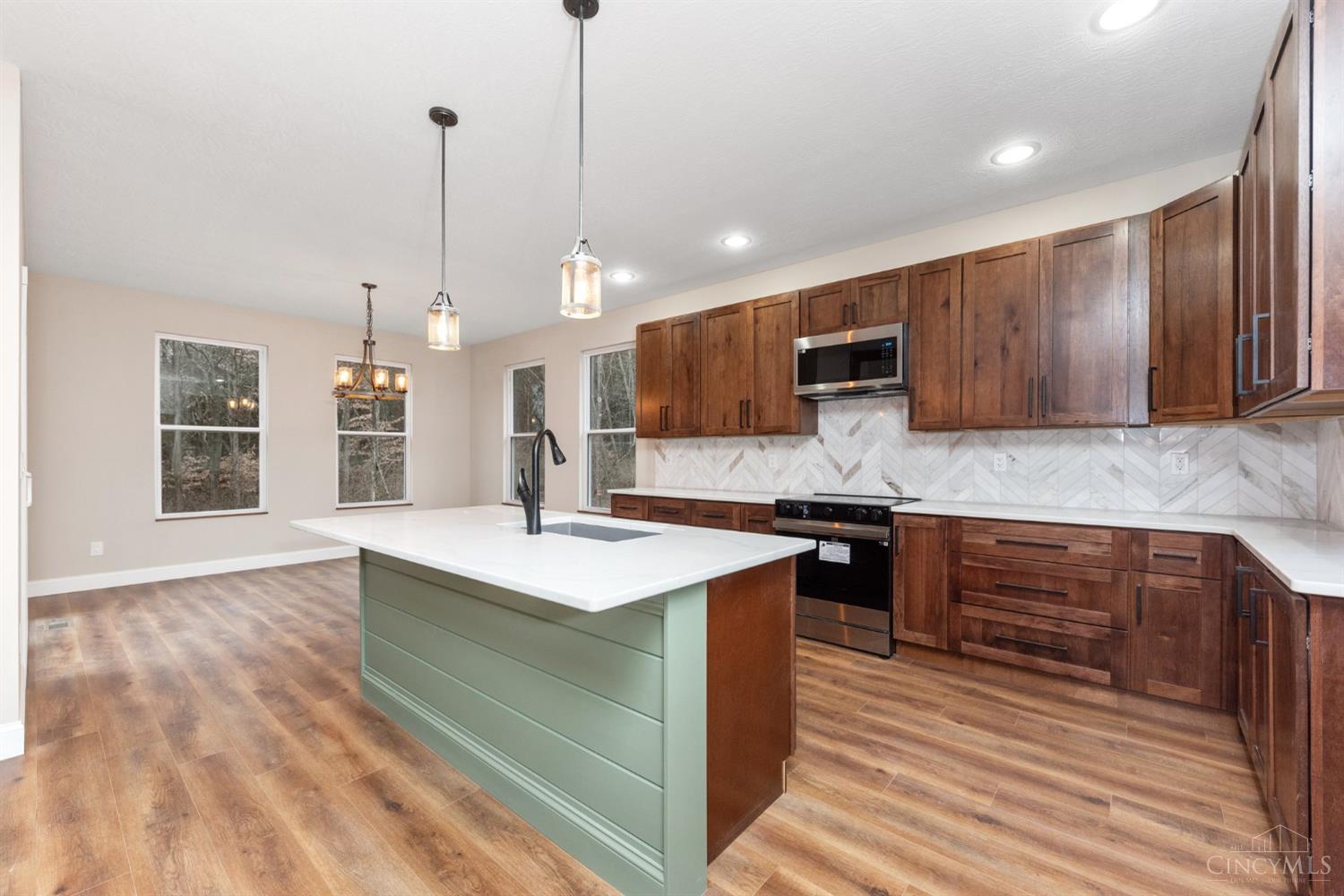 1354 Young Road Property Photo 10