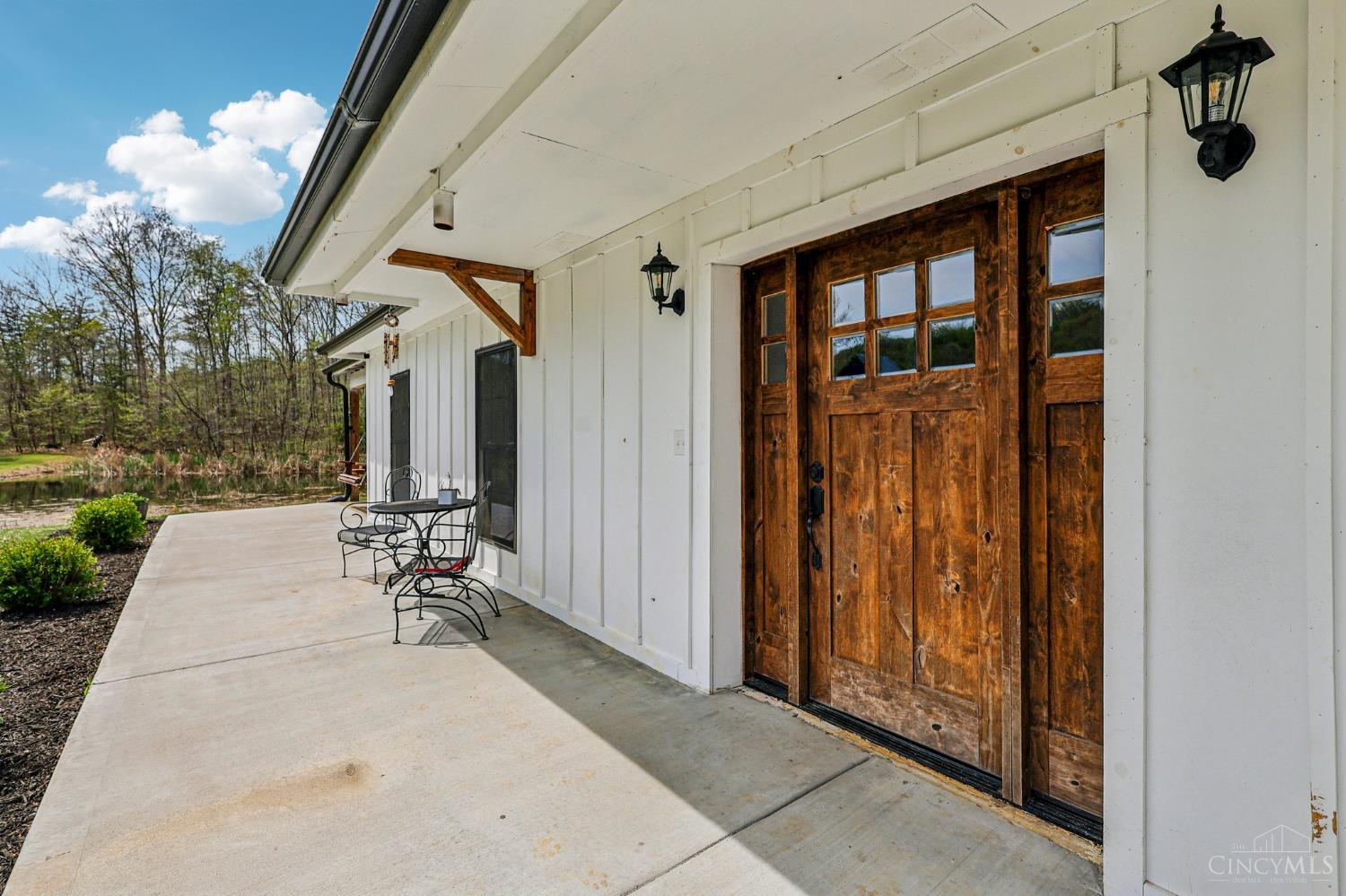 189 Hamilton Road Property Photo 8