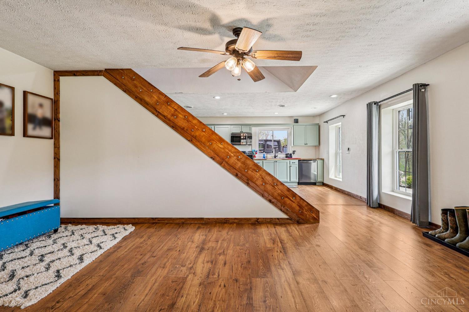 189 Hamilton Road Property Photo 22