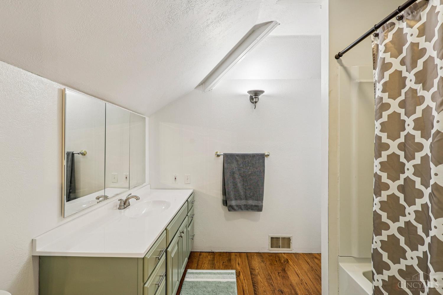 189 Hamilton Road Property Photo 27