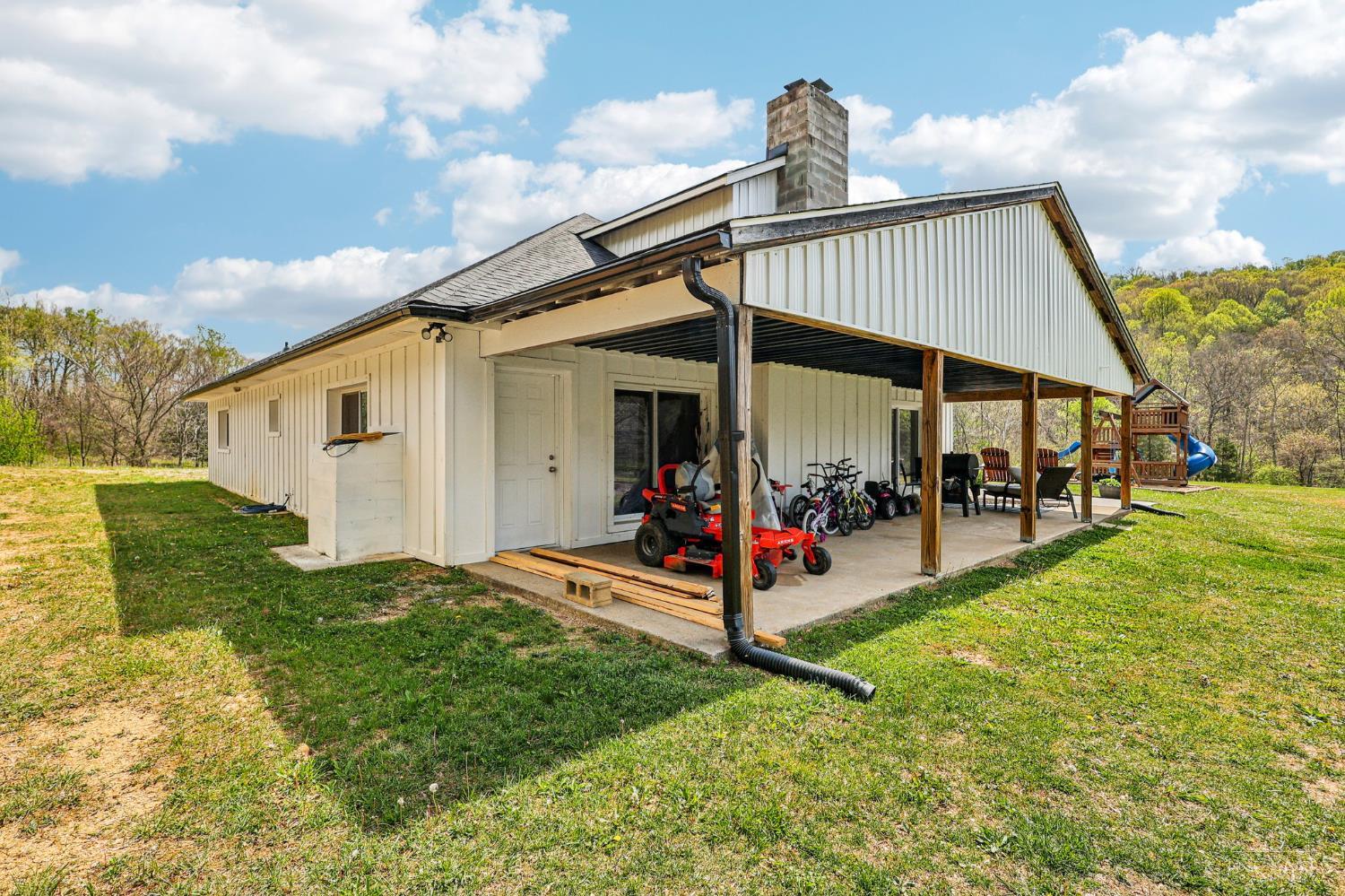 189 Hamilton Road Property Photo 42