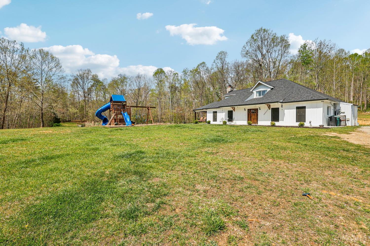 189 Hamilton Road Property Photo 46