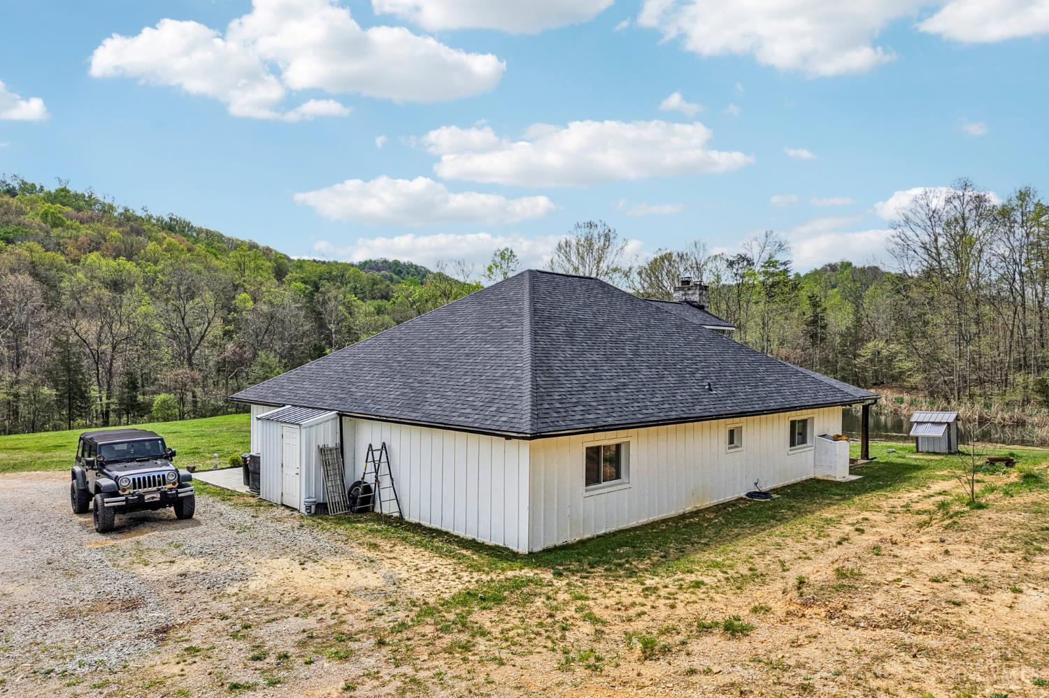 189 Hamilton Road Property Photo 49