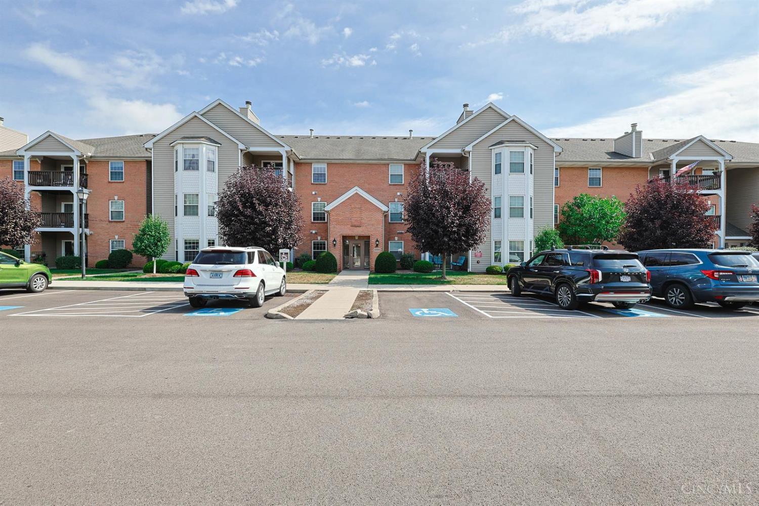 4300 Regency Ridge Court Property Photo 1