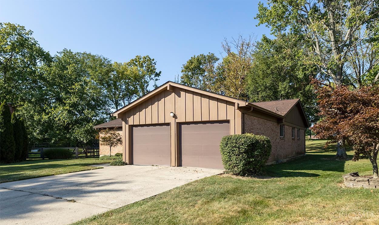1585 Silverglade Court Property Photo 6