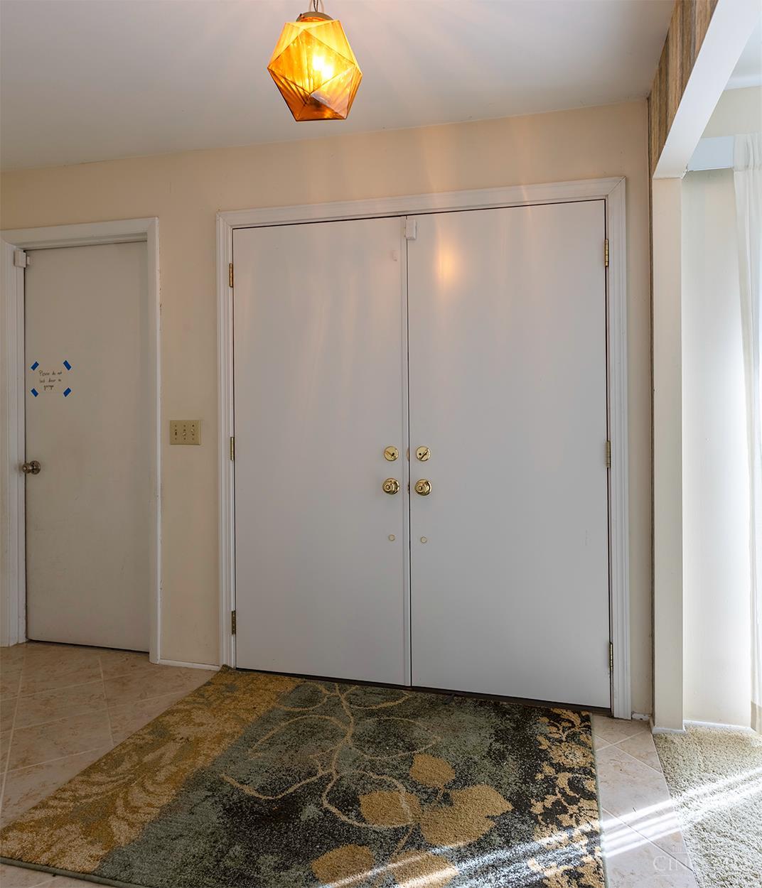 1585 Silverglade Court Property Photo 9