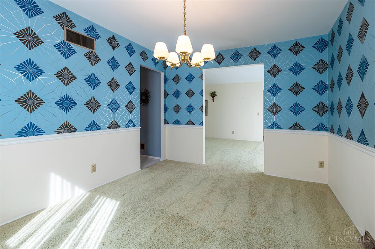 1585 Silverglade Court Property Photo 13