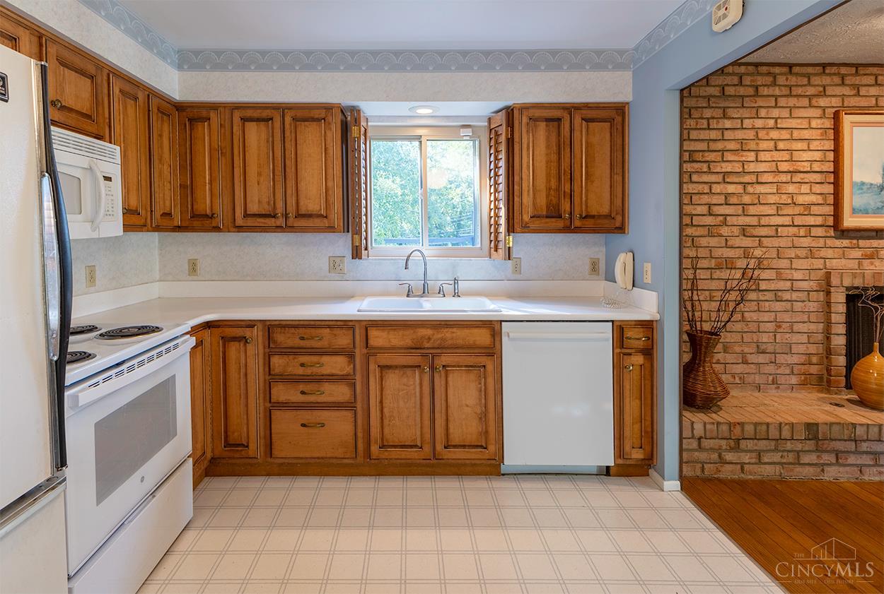 1585 Silverglade Court Property Photo 15