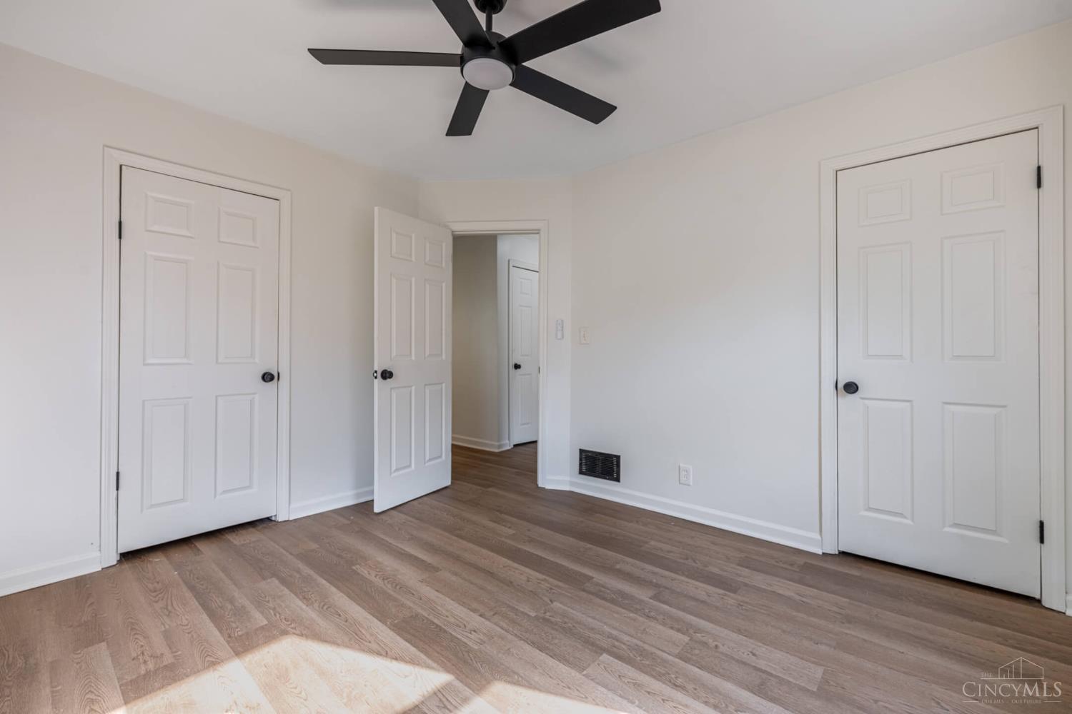 3129 West Tower Avenue Property Photo 10