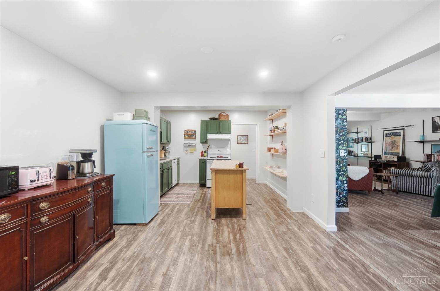 9084 Arrowhead Court Property Photo 15