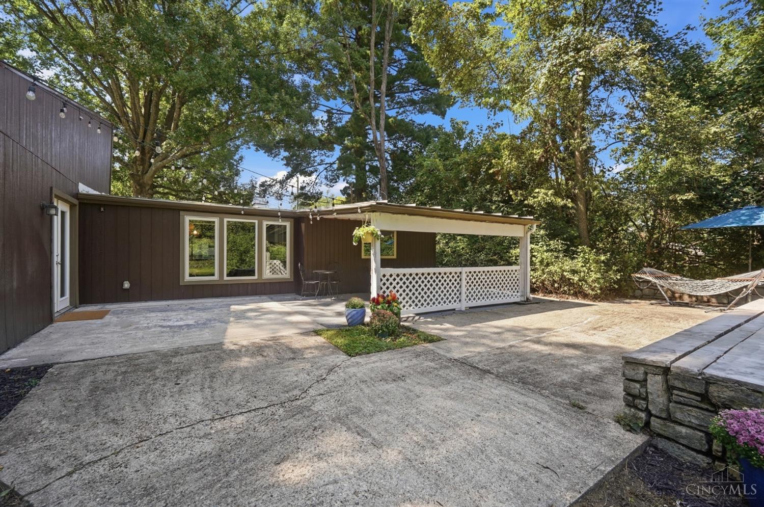 9084 Arrowhead Court Property Photo 42