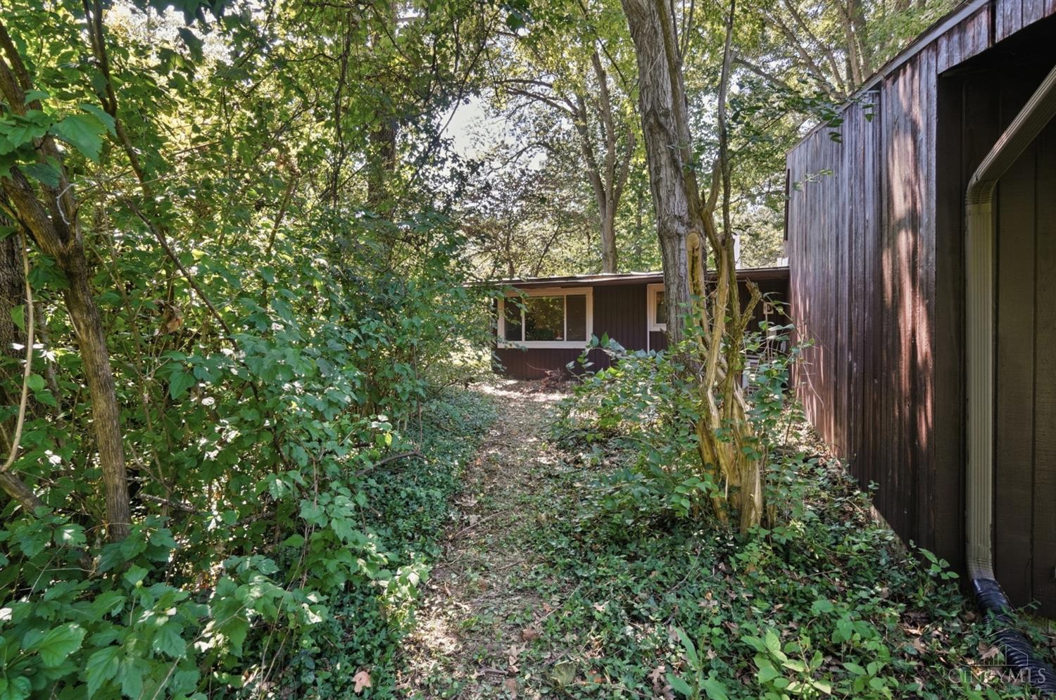 9084 Arrowhead Court Property Photo 58