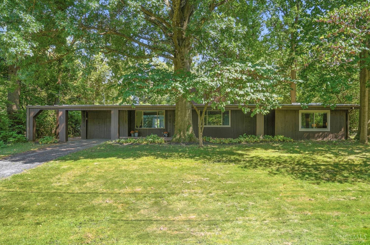 9084 Arrowhead Court Property Photo 67