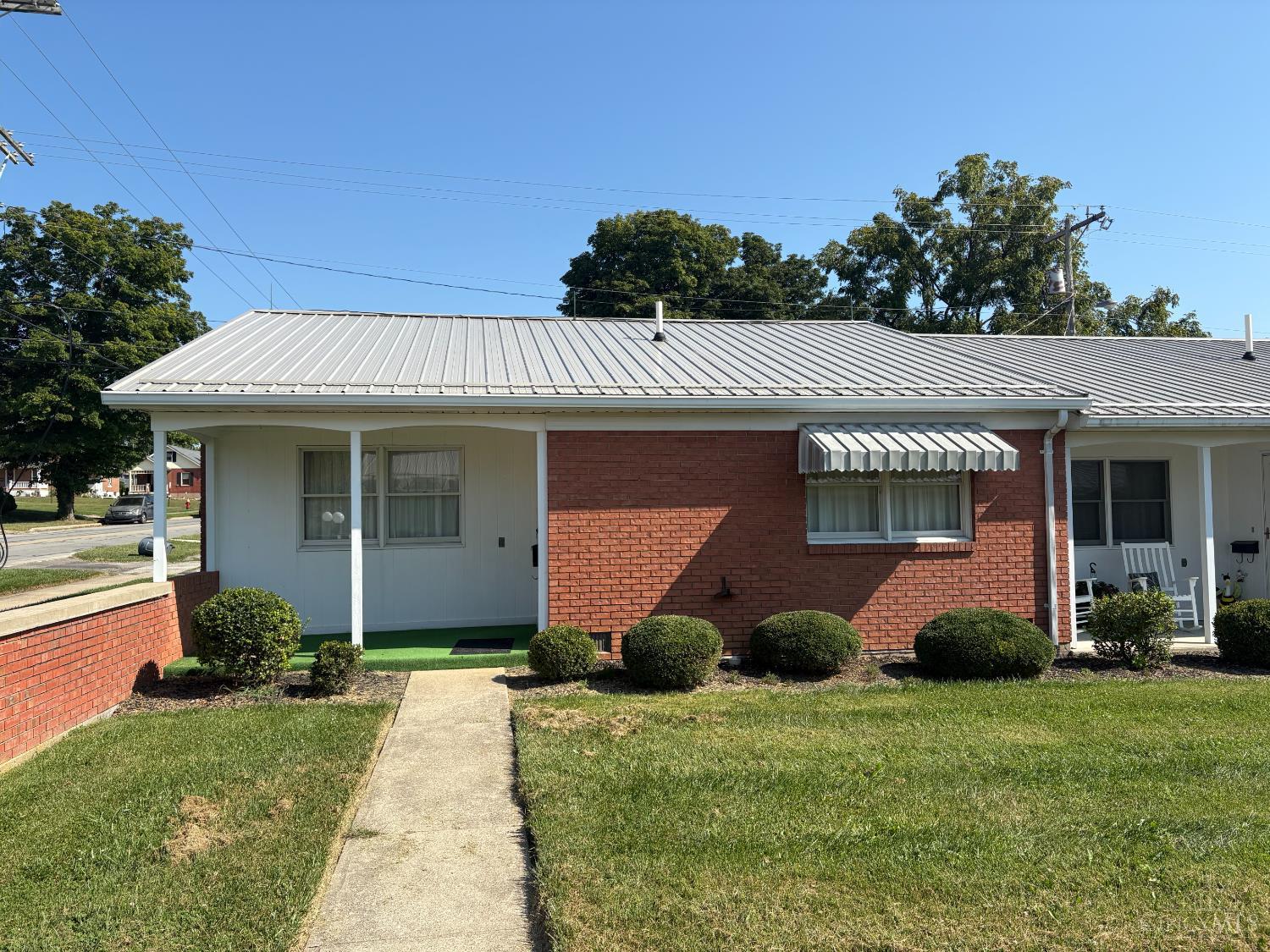 S 224 East Street Property Photo 1
