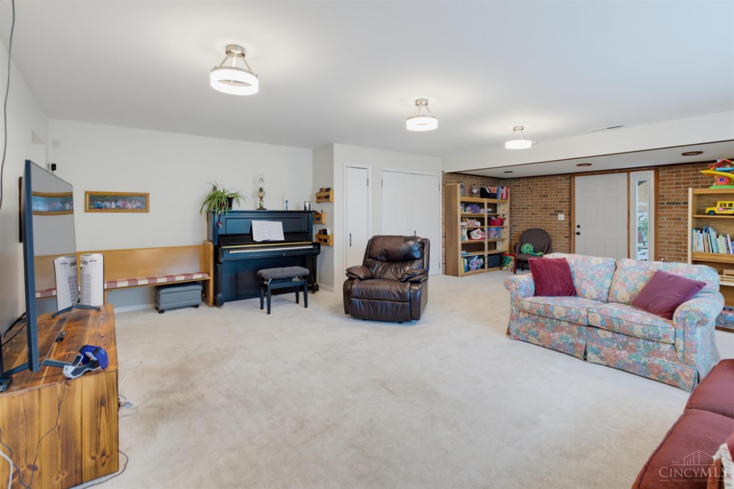 3575 Sorrento Drive Property Photo 24