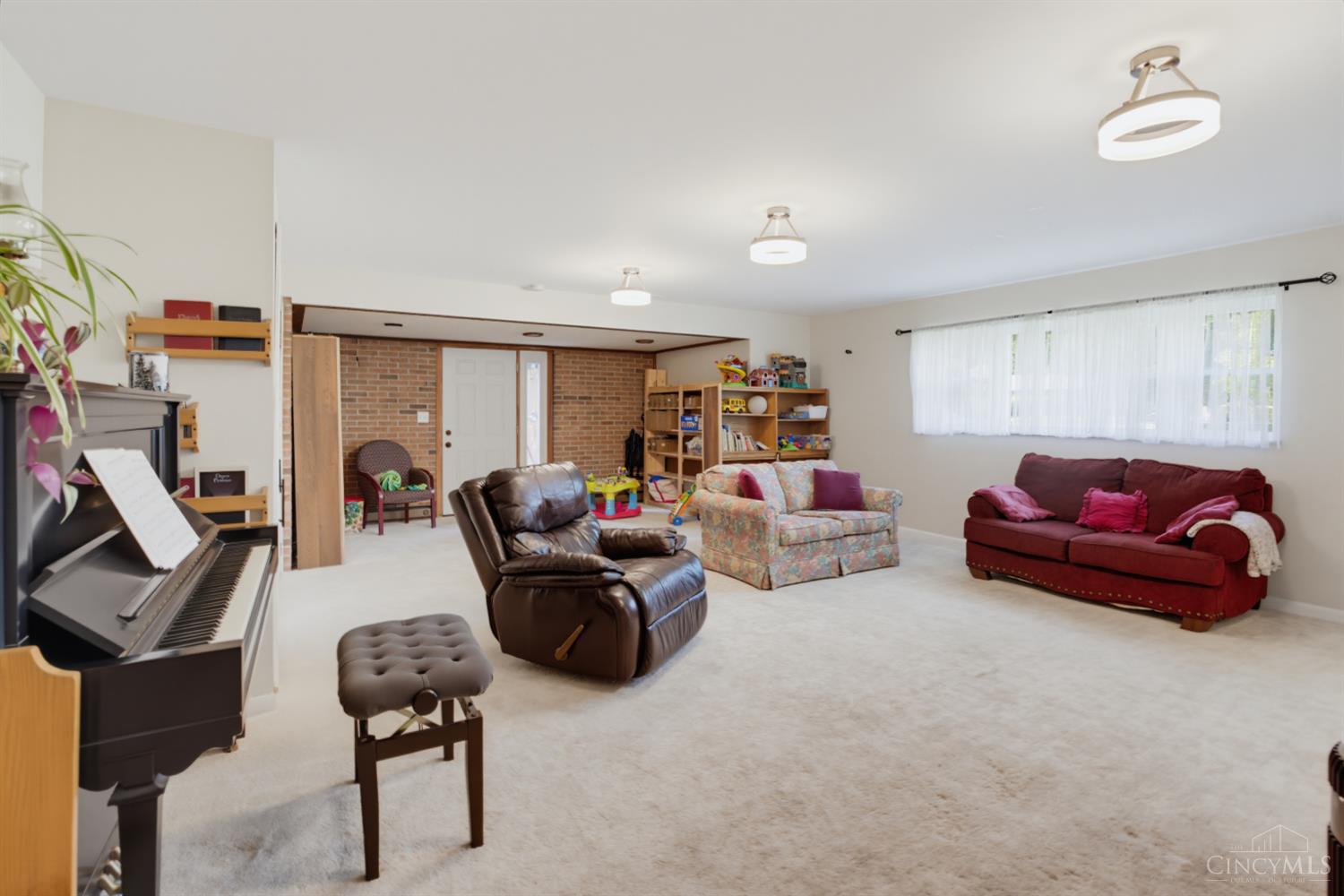 3575 Sorrento Drive Property Photo 26