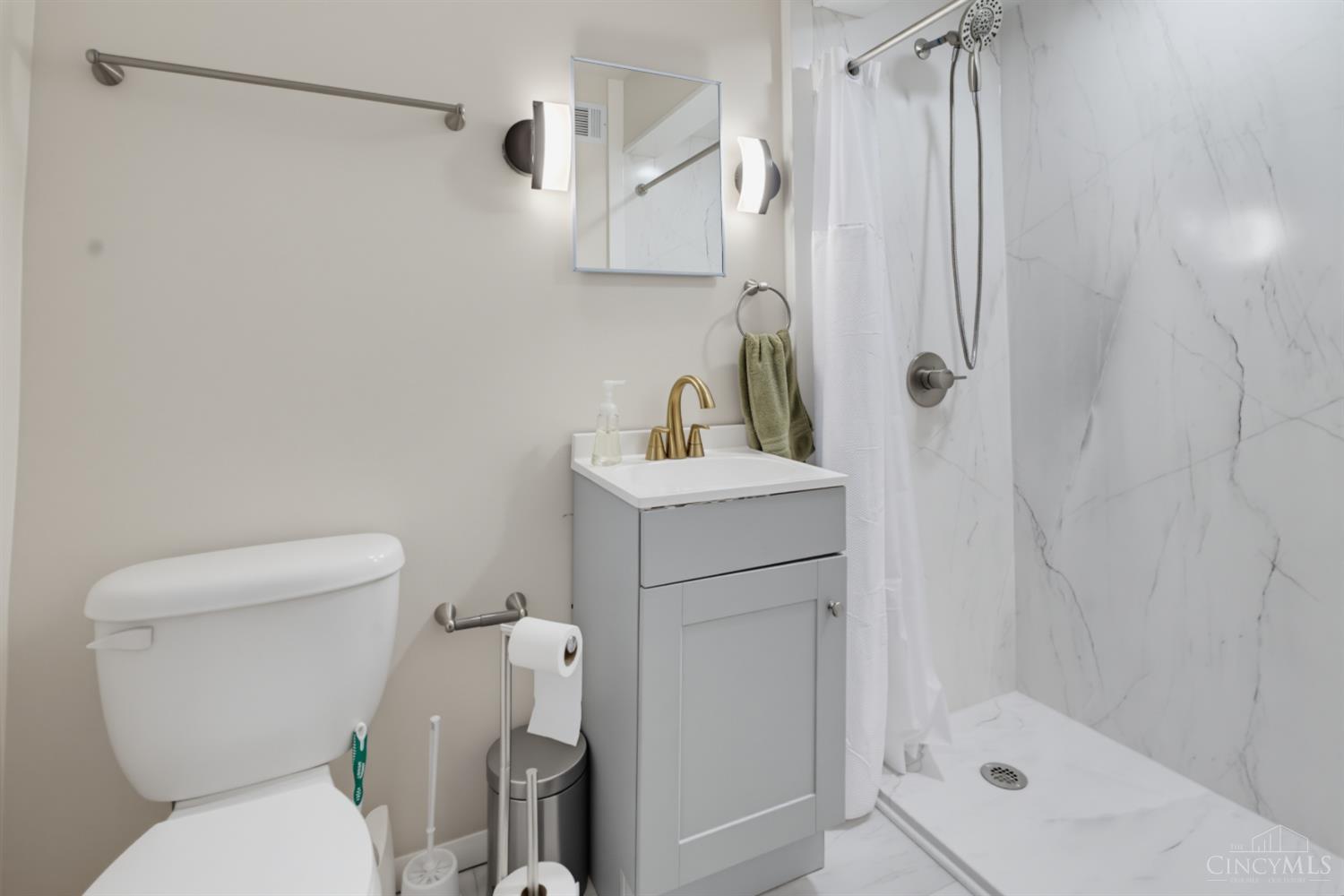 3575 Sorrento Drive Property Photo 42