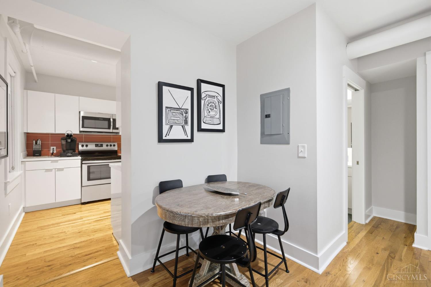 W 15 Fifteenth Street Property Photo 7
