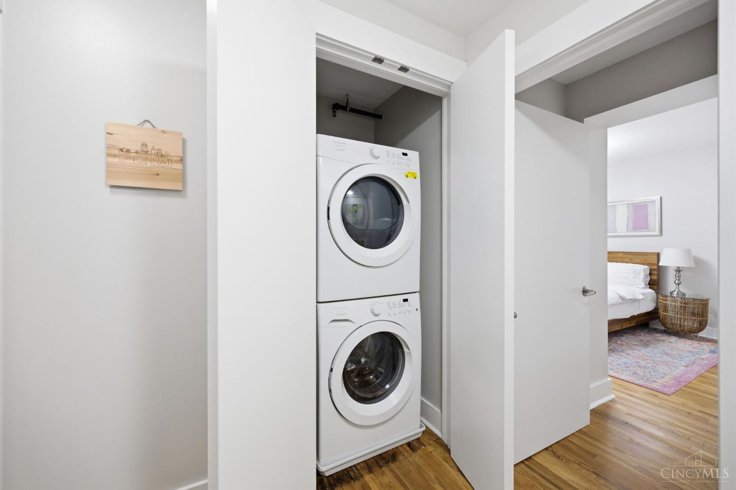 W 15 Fifteenth Street Property Photo 17