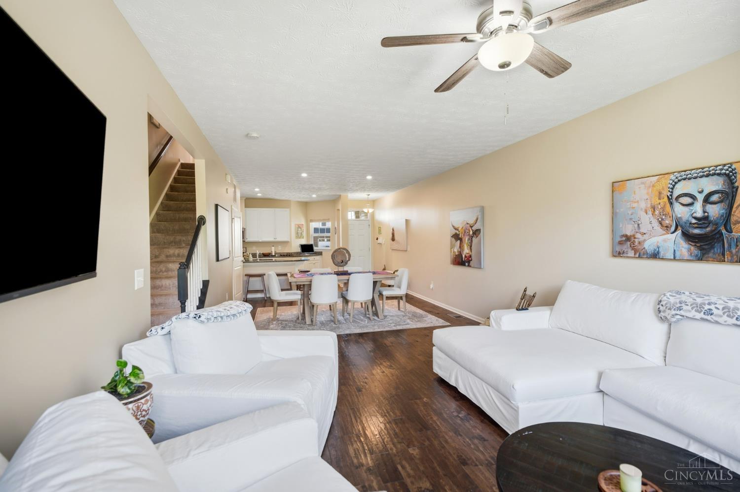 7884 Pinnacle Point Drive Property Photo 8