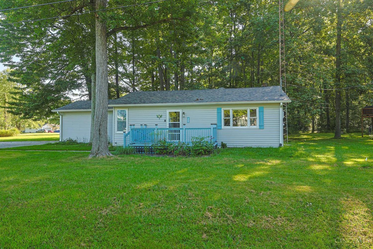 402 Blackfoot Trail Property Photo 1