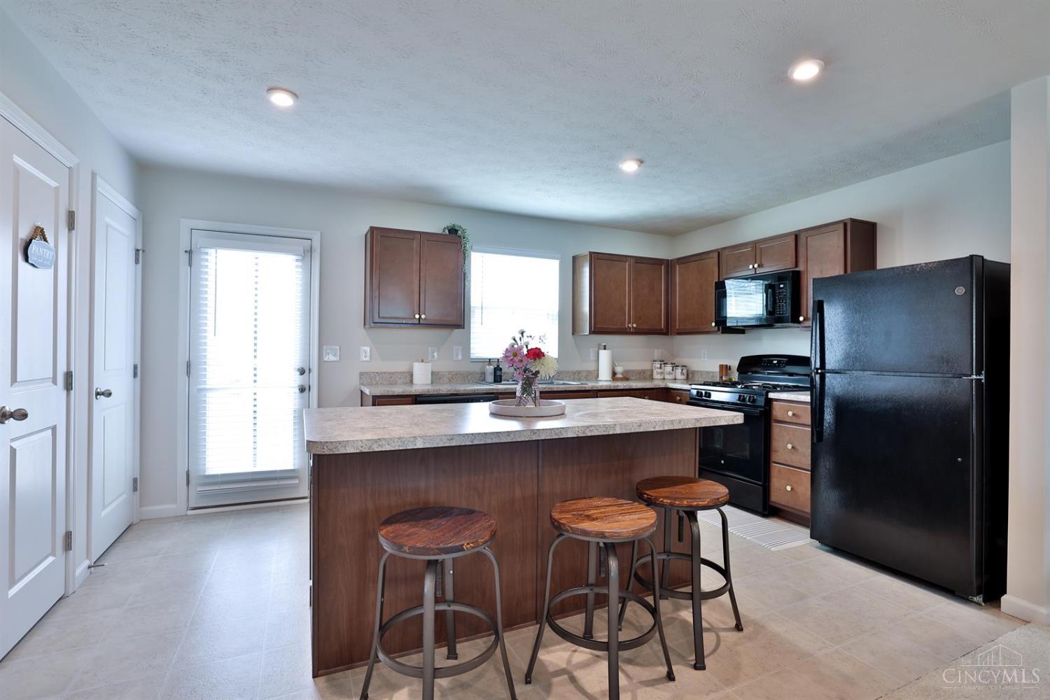 5815 Josies Cove Property Photo 13