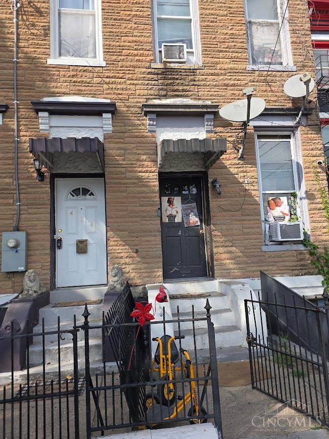 412 Dayton Street Property Photo 1