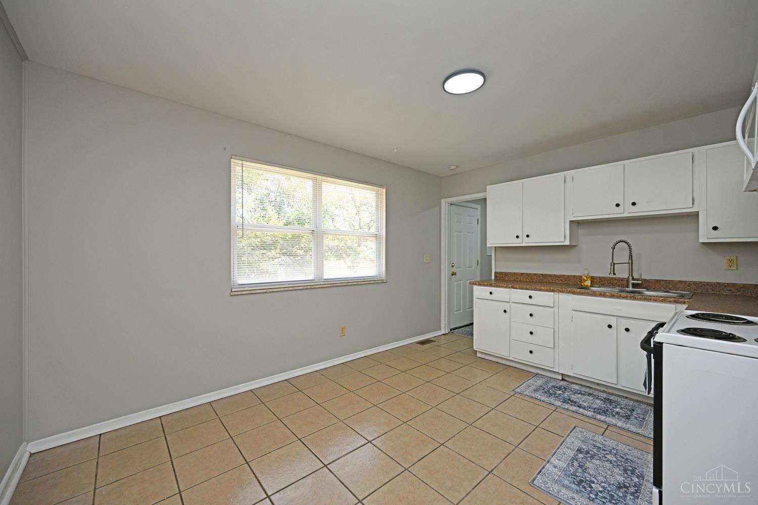 1987 Mistyhill Drive Property Photo 10