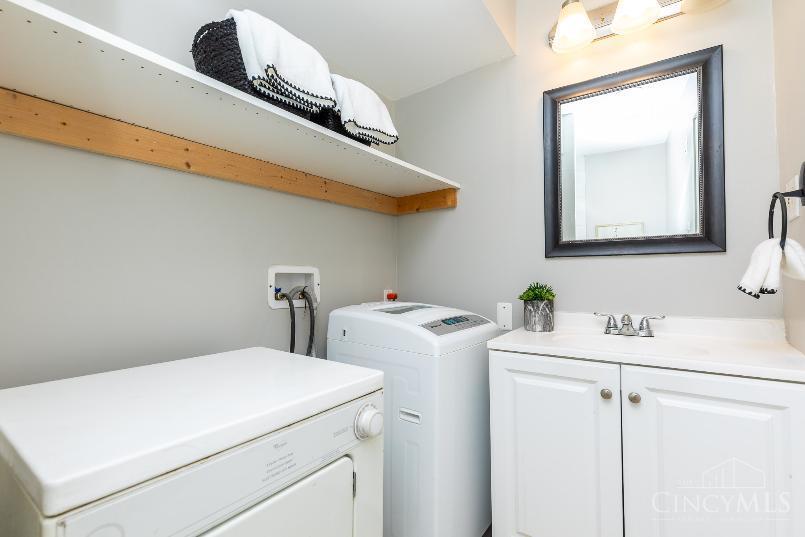 6819 Merwin Avenue Property Photo 11