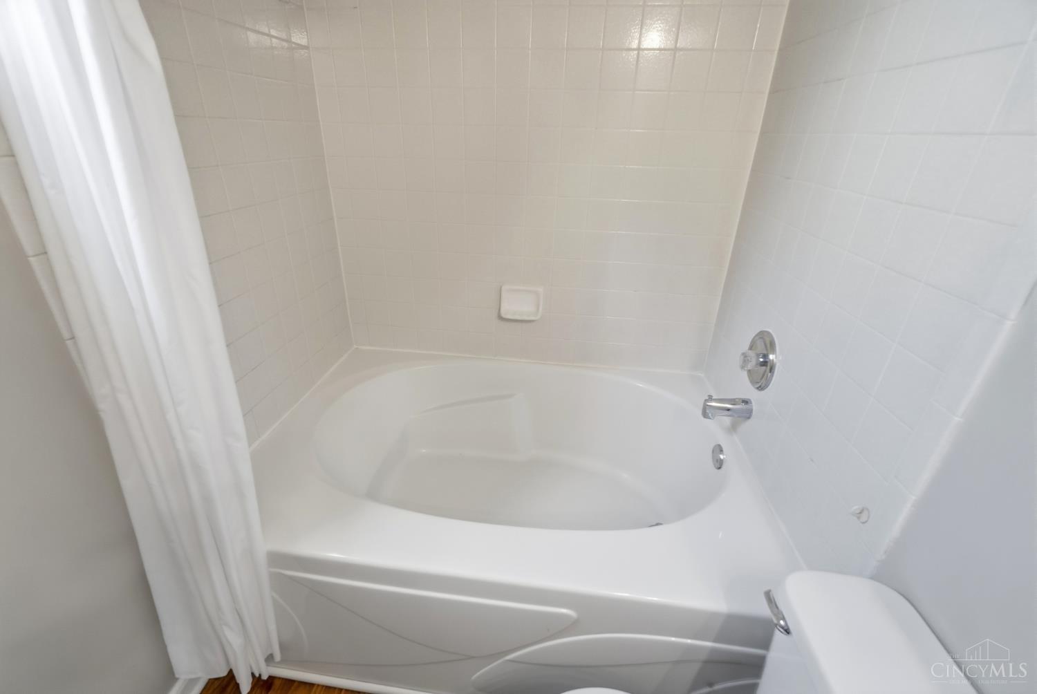 2072 Granny Smith Lane Property Photo 28