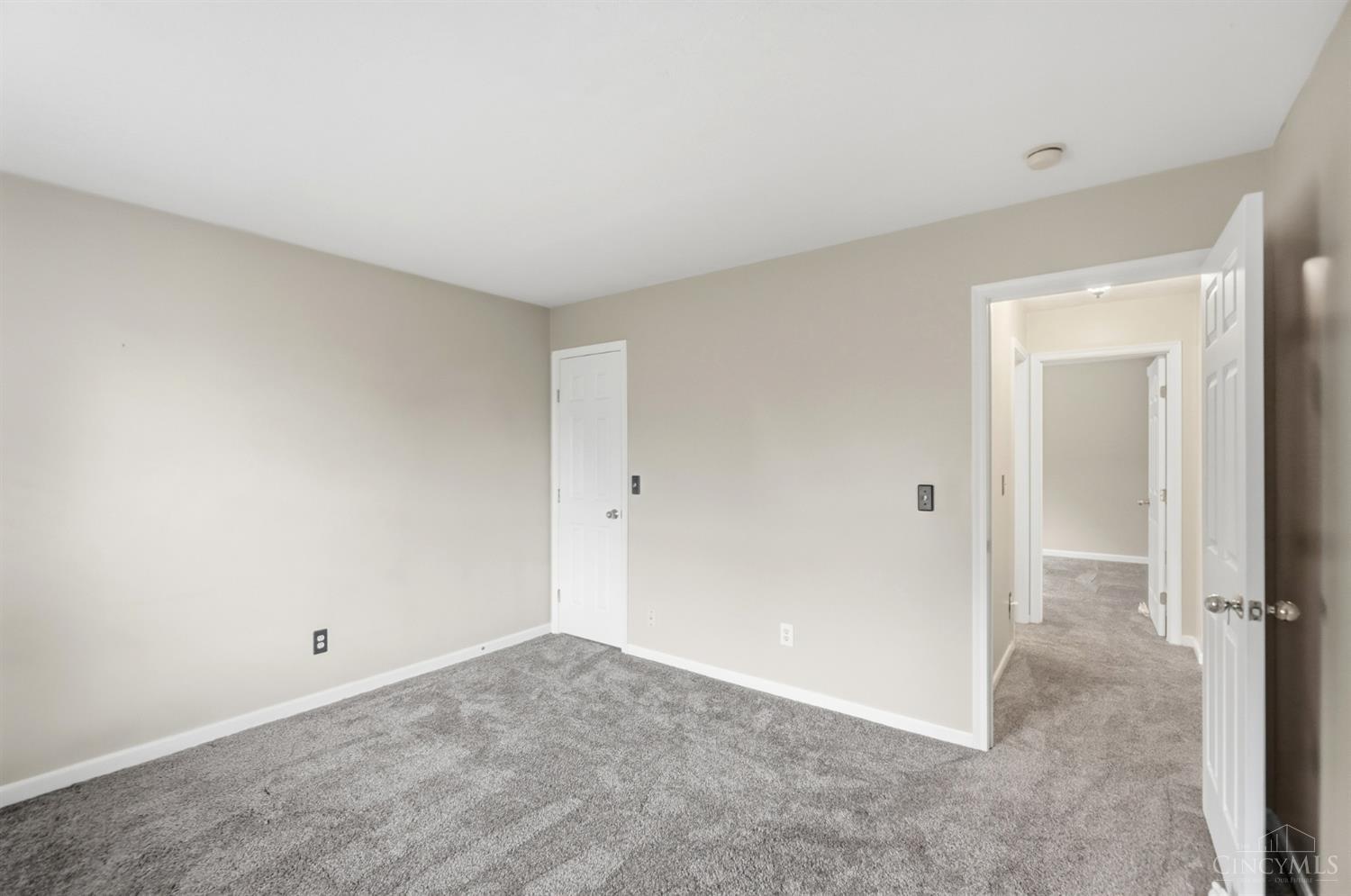 2072 Granny Smith Lane Property Photo 30