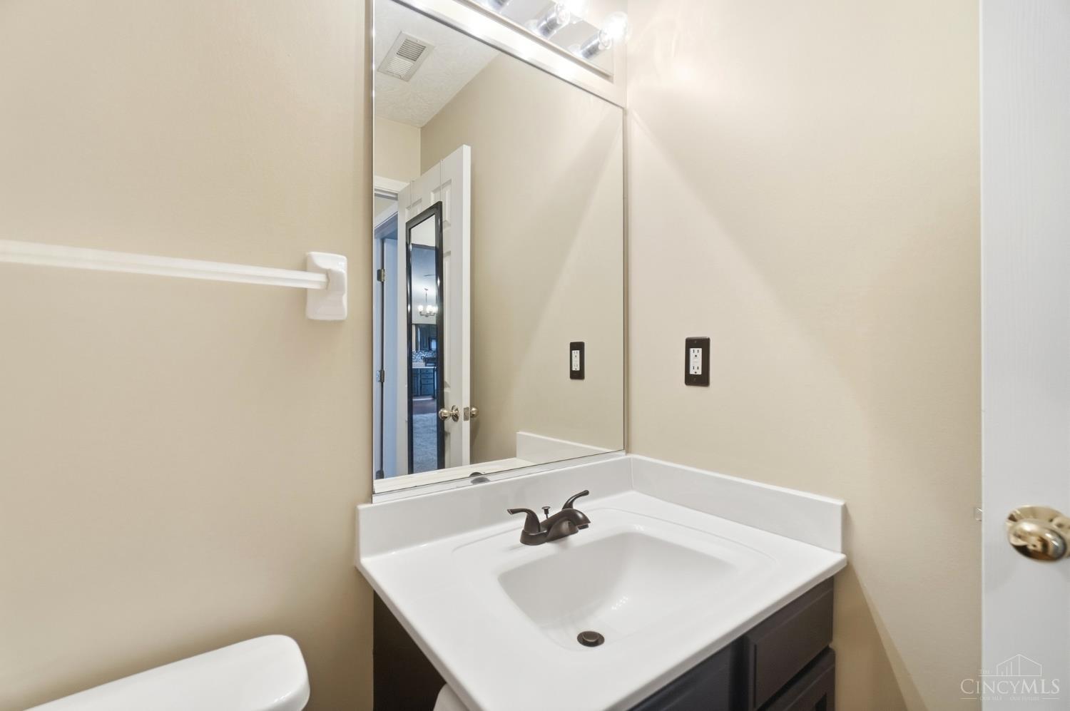 2072 Granny Smith Lane Property Photo 34