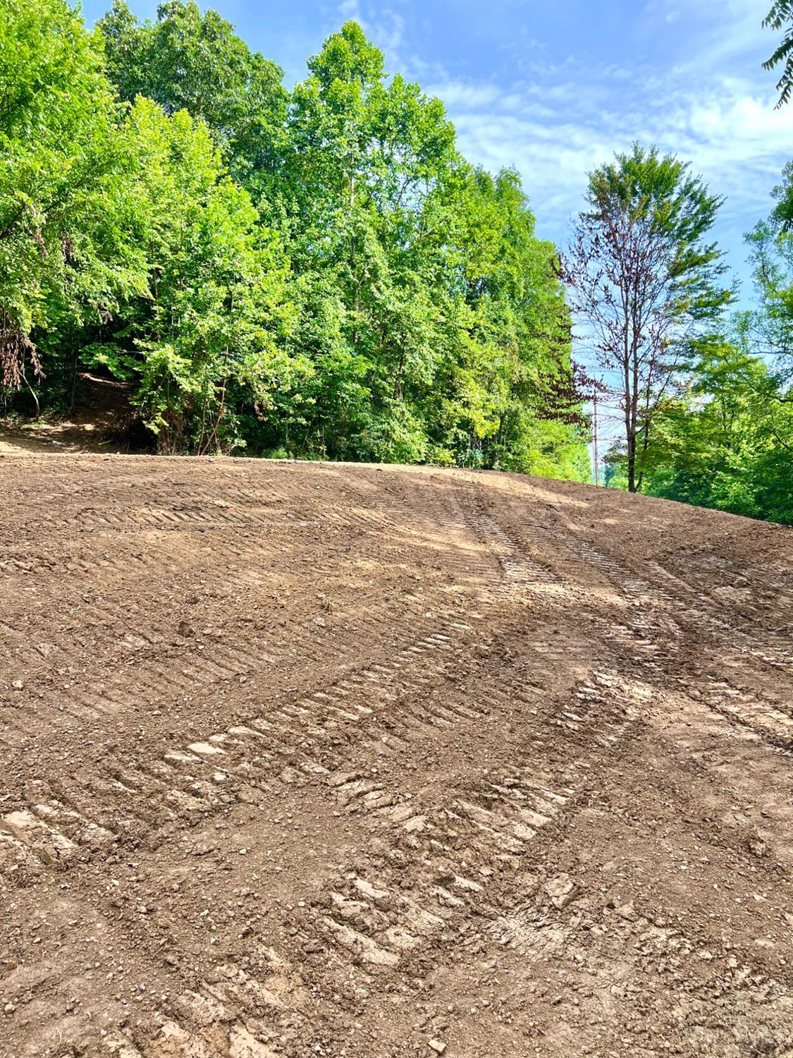 Greenbriar Road Property Photo 8