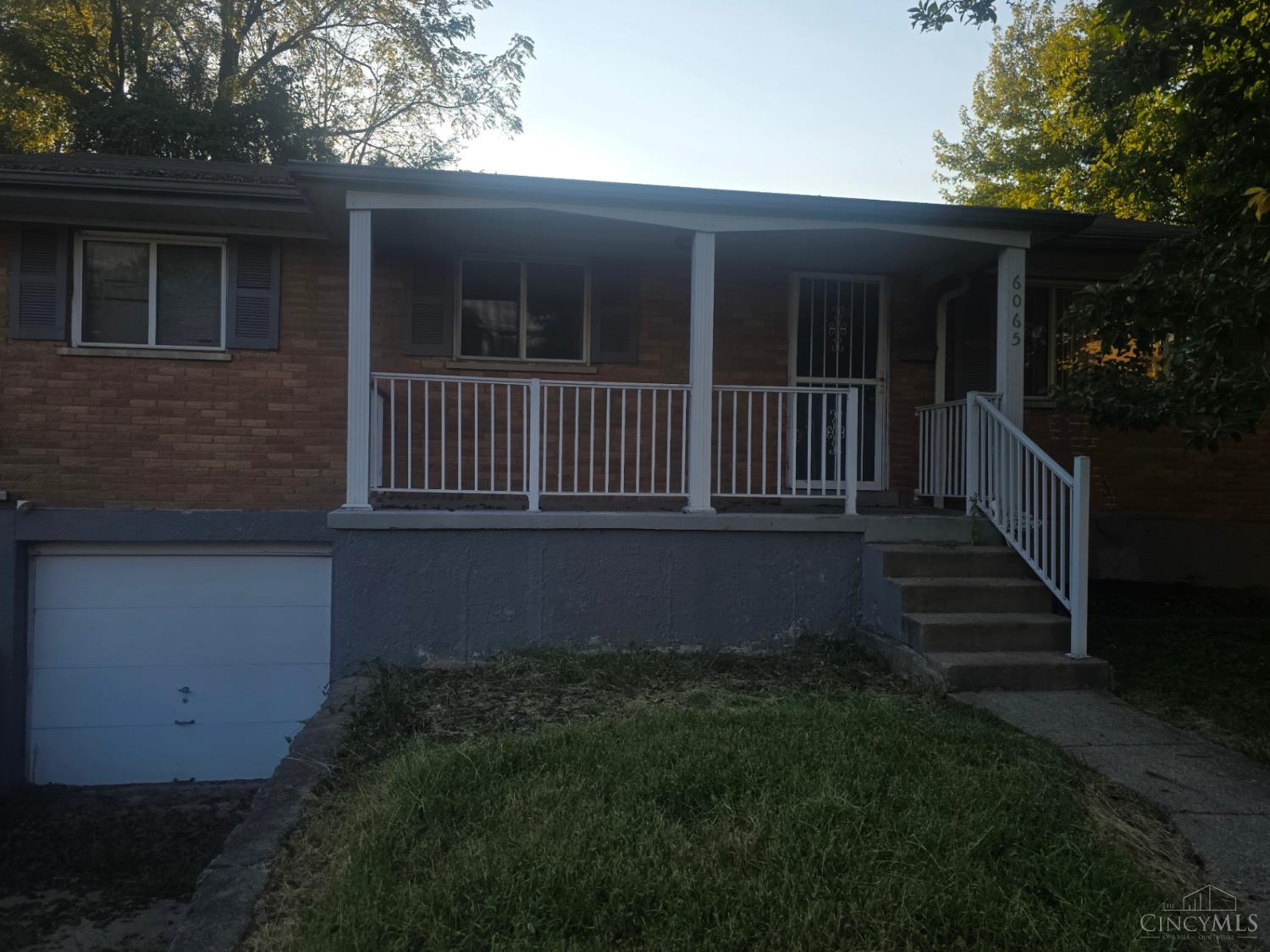 6065 Waldway Lane Property Photo 1
