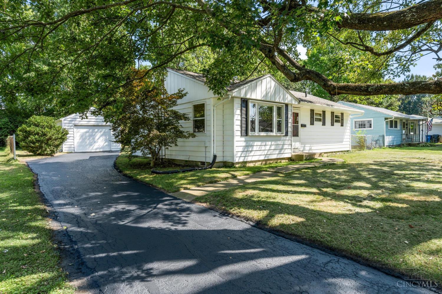 298 Linton Drive Property Photo 1