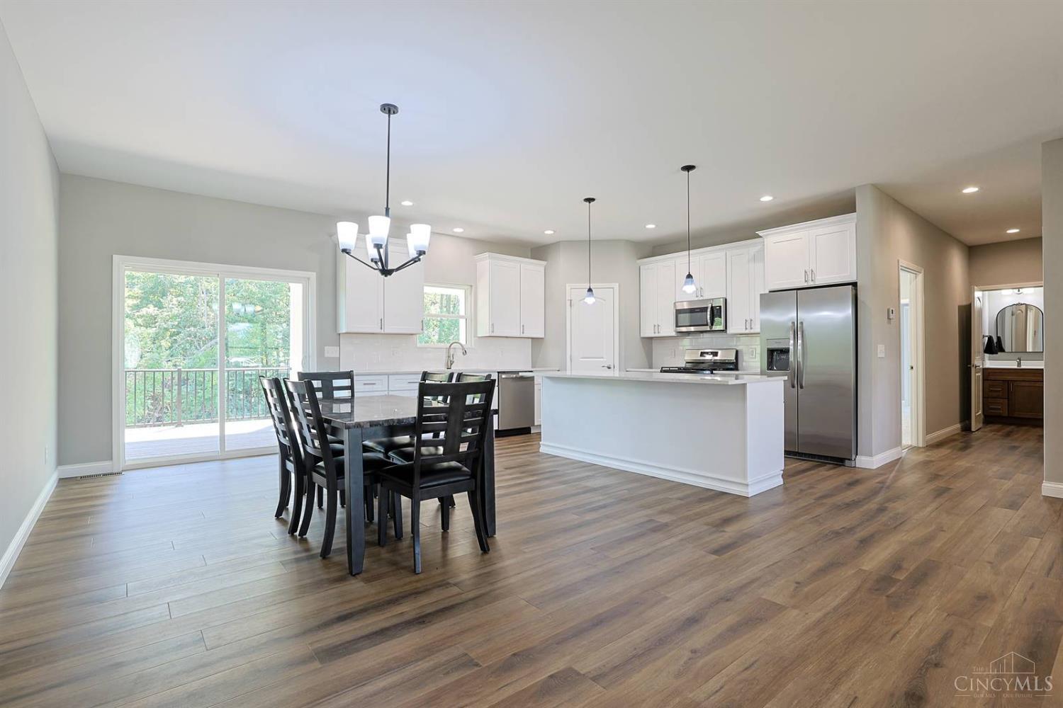 8353 Alice Way Property Photo 8