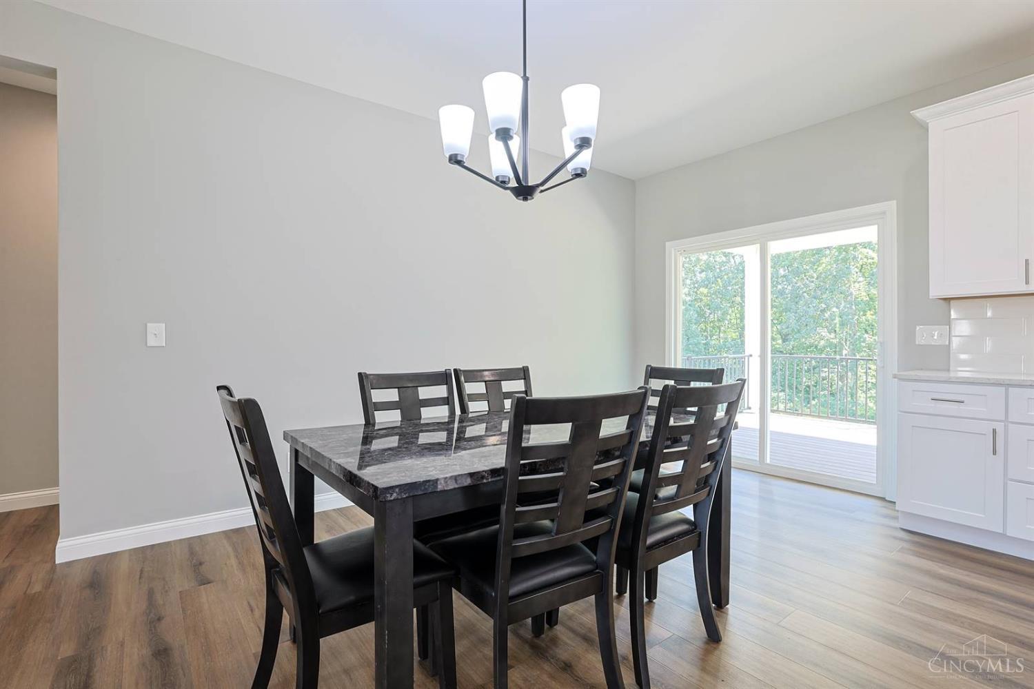 8353 Alice Way Property Photo 10