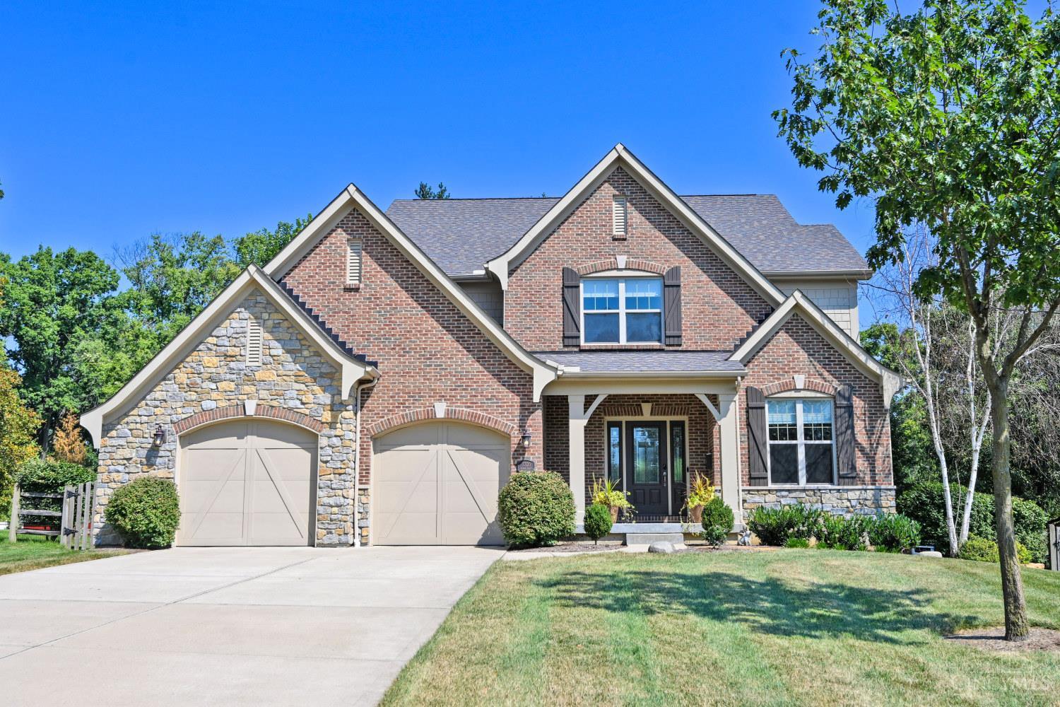 7320 Miami Hills Drive Property Photo 1