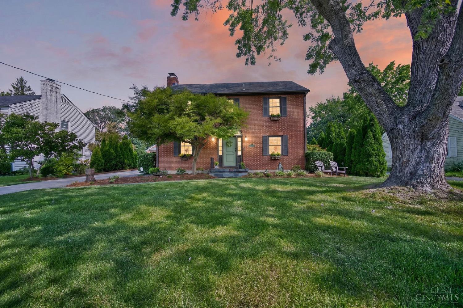 3301 Hampton Place Property Photo 1