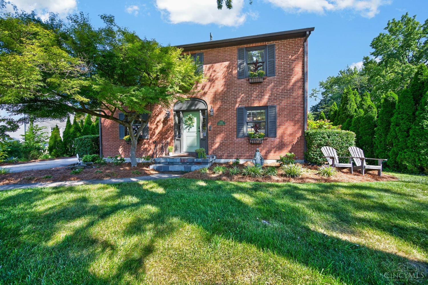 3301 Hampton Place Property Photo 5