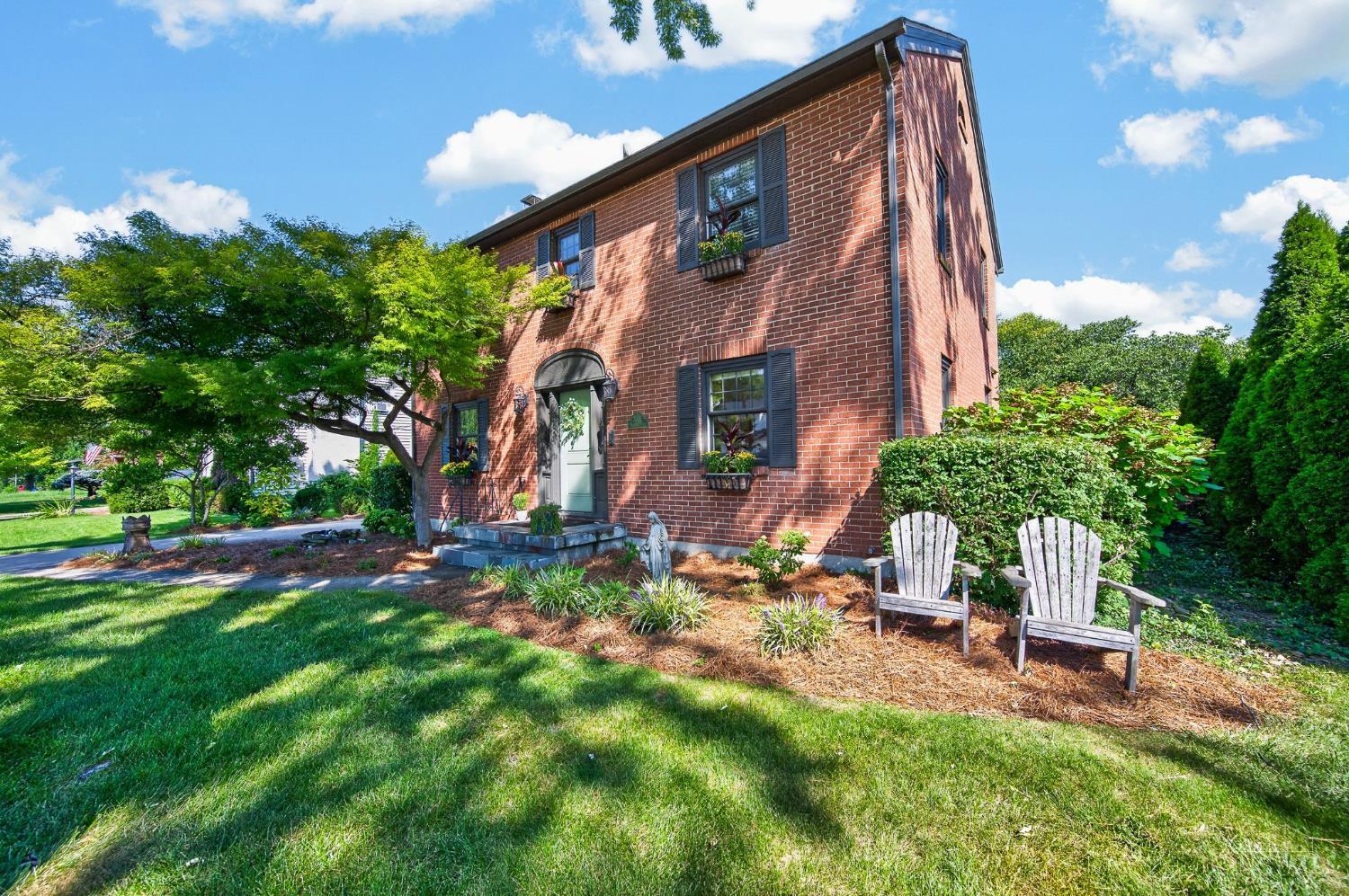 3301 Hampton Place Property Photo 6