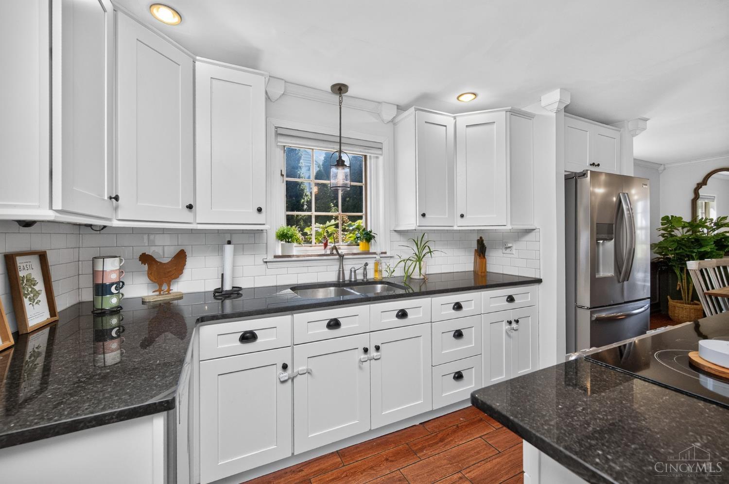 3301 Hampton Place Property Photo 24